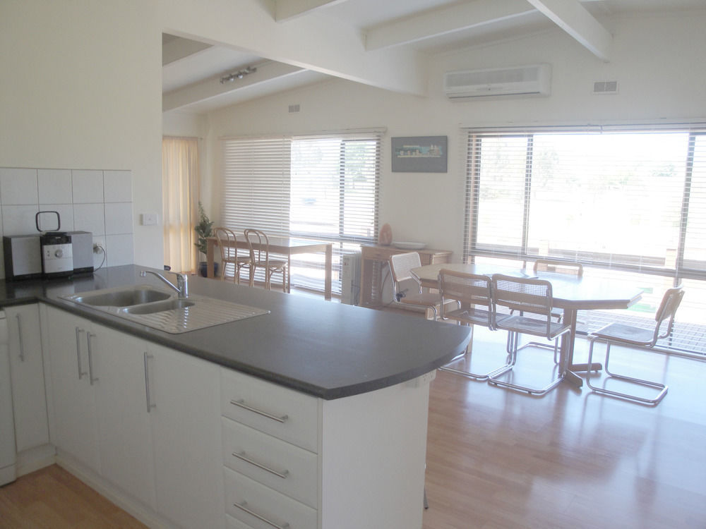 Off Mountain Accommodation เมอร์ริจิก ภายนอก รูปภาพ